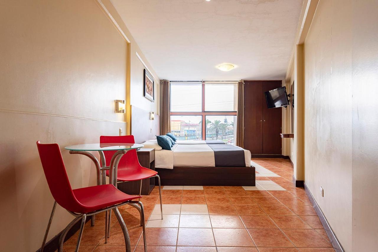 Hotel Caribe Lima Buitenkant foto